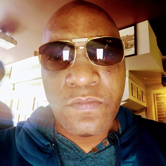 Profile Picture of Charles Haney (@haneyfam53) on Poshmark