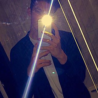 Harry Robertshaw - Facebook Profile Picture of Harry Robertshaw (@harry.robertshaw) on Facebook