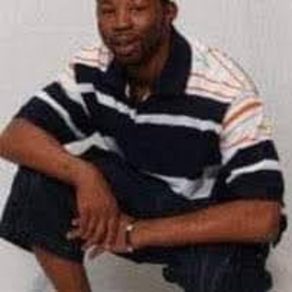 Profile Picture of Michael Tutt (@sirmike7) on Poshmark