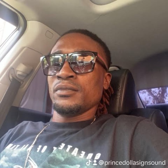 Profile Picture of Prince Lakeman (@owenlakeman) on Poshmark