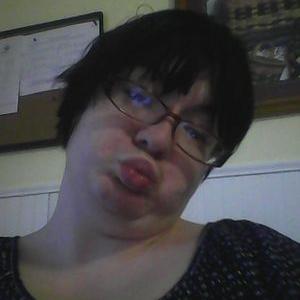 Profile Picture of Crystal Benningfield (@crystalbenning1) on Twitter