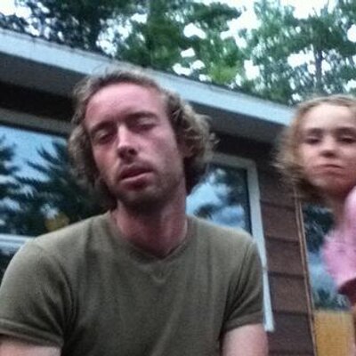 Profile Picture of Jonathan Charron (@johnycharron) on Twitter
