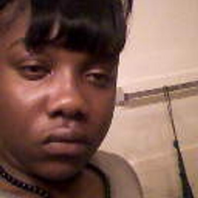 Profile Picture of Julia Crigler (@@MistressJewel) on Twitter