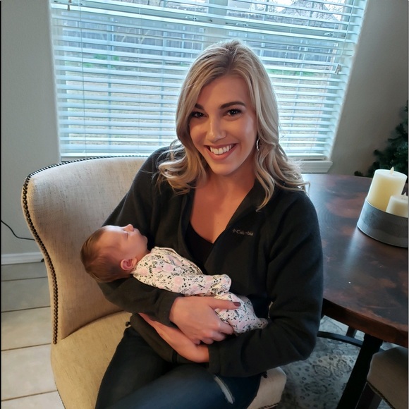 Profile Picture of Megan Younts (@megyounts03) on Poshmark