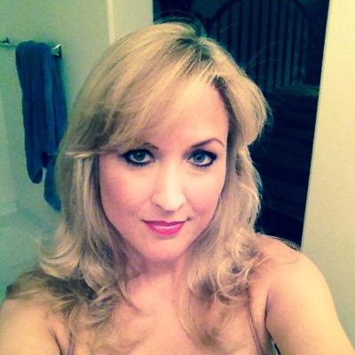 Profile Picture of Lisa Pascavis (@LisaPascavis) on Twitter