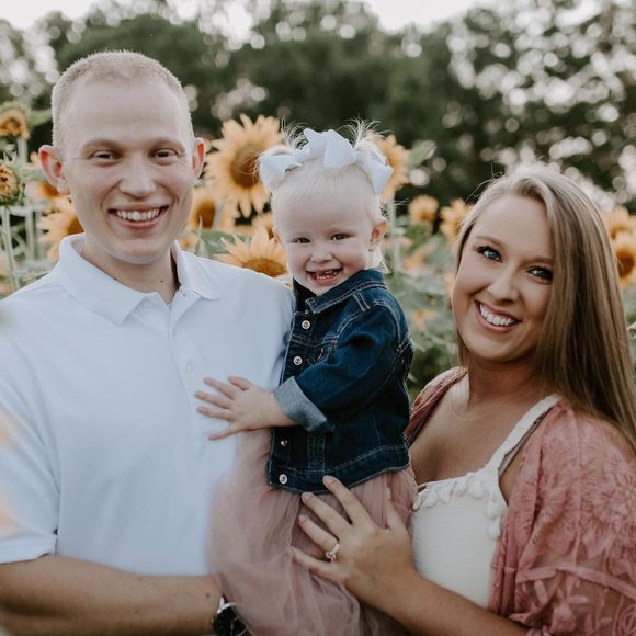 Kameron Hiles - Poshmark Profile Picture of Kameron Hiles (@kamhiles) on Poshmark