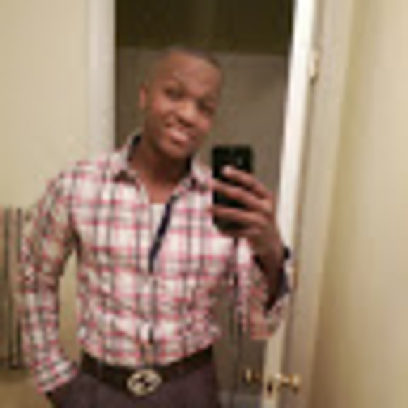 Profile Picture of Rashad Hall (@rashadhall431) on Poshmark