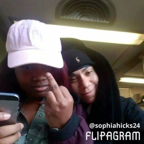 Profile Picture of Sophia Hicks (@sophiahicks24) on Poshmark