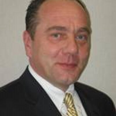Profile Picture of Simon Bloomfield (@sbloomfield2011) on Twitter