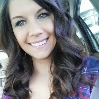 Profile Picture of Courtney Elizabeth ❤ (@Courtney_Pat) on Twitter