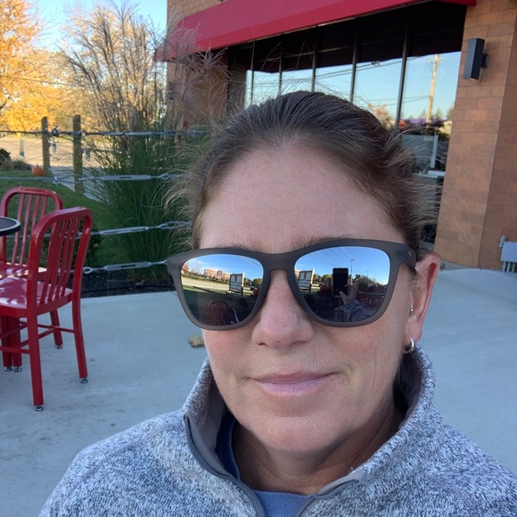 Profile Picture of Dawn Mann (@dawnmann769) on Poshmark