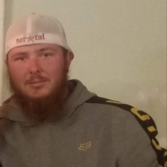 Chad Valentine - Poshmark Profile Picture of Chad Valentine (@chadvalentine) on Poshmark