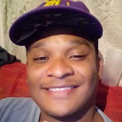Profile Picture of Allyn Smith (@AllynSmith31) on Twitter