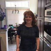 Profile Picture of Debbie Vesce (@debbie-vesce) on Quora