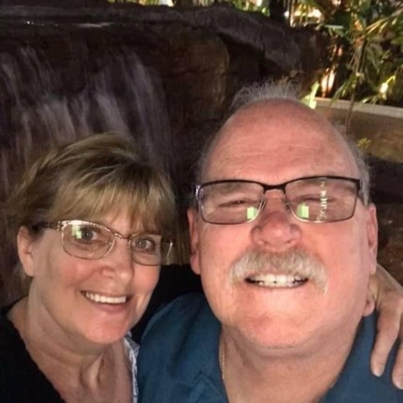 Profile Picture of Paula Mousaw stump (@spark9303) on Poshmark