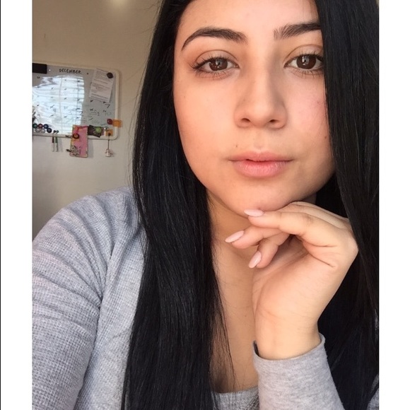 Profile Picture of Marilynn Sosa (@sosa6) on Poshmark