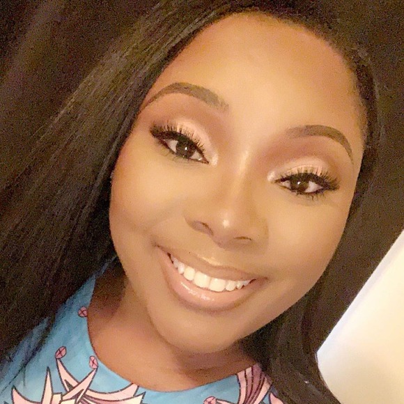 Profile Picture of Dominique Mcdowell (@cutiepie6190) on Poshmark
