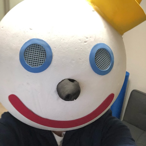 Profile Picture of Travis Taketa (@travistaketa) on Poshmark