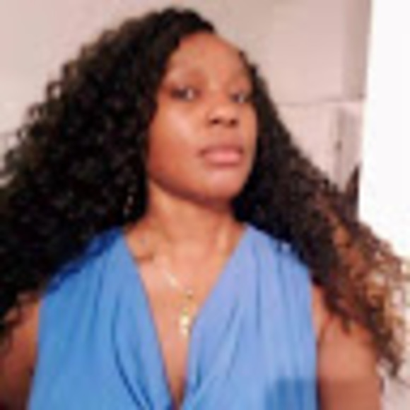 Profile Picture of Joséphine Sissa (@armellesissa79) on Poshmark