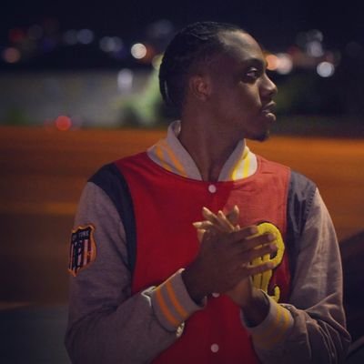Profile Picture of DaveSoDope (@DaveSooDope) on Twitter