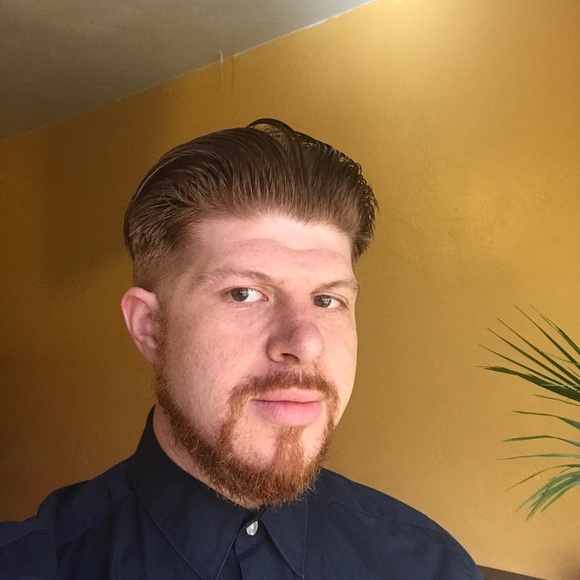 Profile Picture of Steven Levin (@stevenlenin) on Poshmark