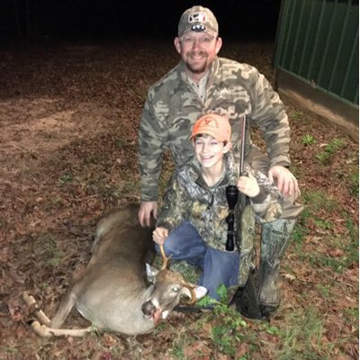Profile Picture of Scott Mathis (@Lovtohunt) on Twitter