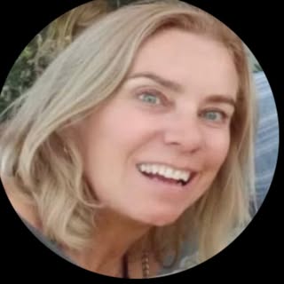 Profile Picture of Janet Ellis (@janetellis_) on Instagram