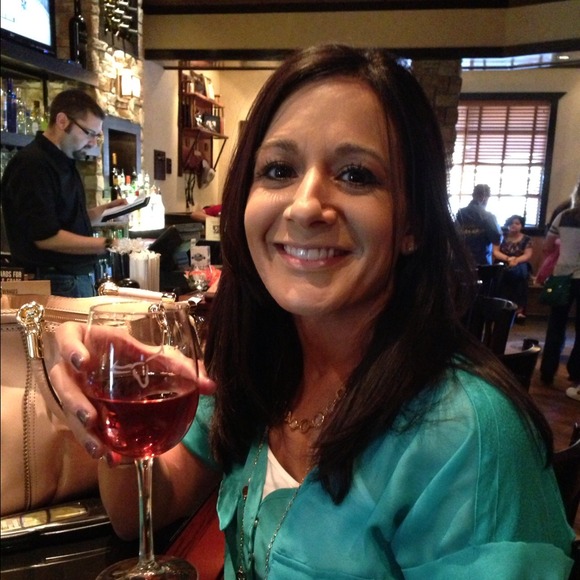 Profile Picture of Marcella Allen (@marcella2575) on Poshmark
