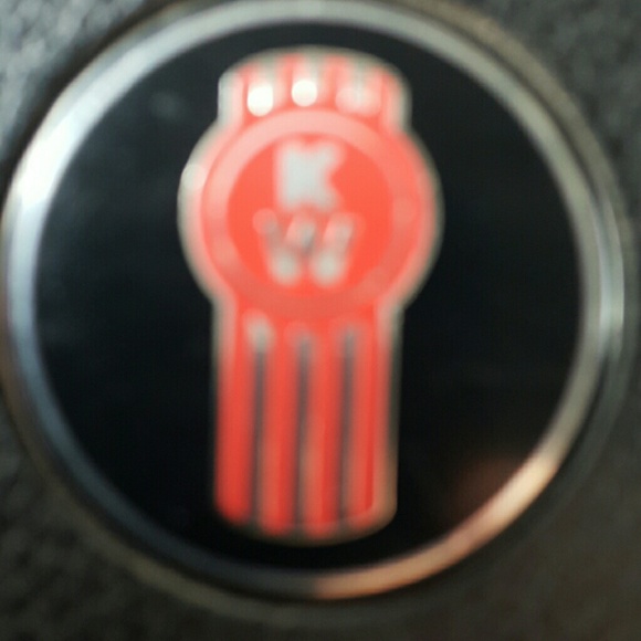 Profile Picture of Benjamin Winegarden (@benjwinegarden) on Poshmark