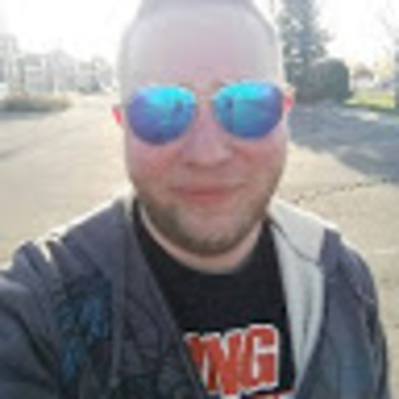 Profile Picture of James Phibbs (@spikeyblondeboy) on Poshmark