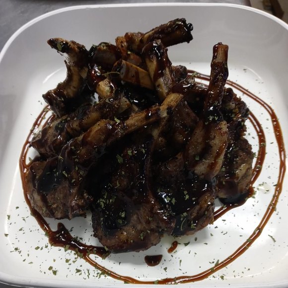 Profile Picture of Robert Faust (@robertfaust81) on Poshmark