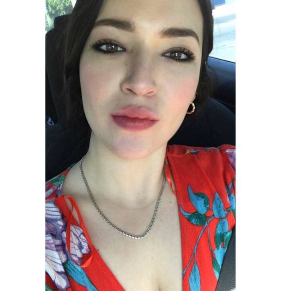 Profile Picture of Ilse f Peralta (@ilszeg) on Poshmark