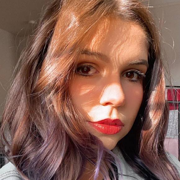 Profile Picture of Ana Granitz (@analugranitz) on Poshmark