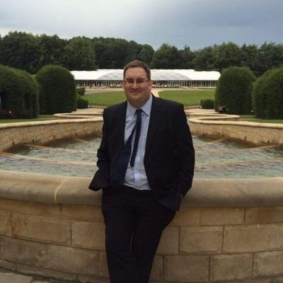 Profile Picture of Phillip Ross (@p_ross85) on Twitter