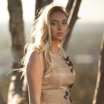 Profile Picture of Jewel Lacy-Holmes (@jewel_lacy) on Twitter
