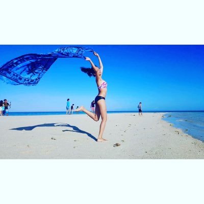 Profile Picture of Danielle Manlutac (@dandandanDANE) on Twitter