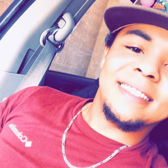 Profile Picture of Johnny Dixon (@johnluke1) on Poshmark