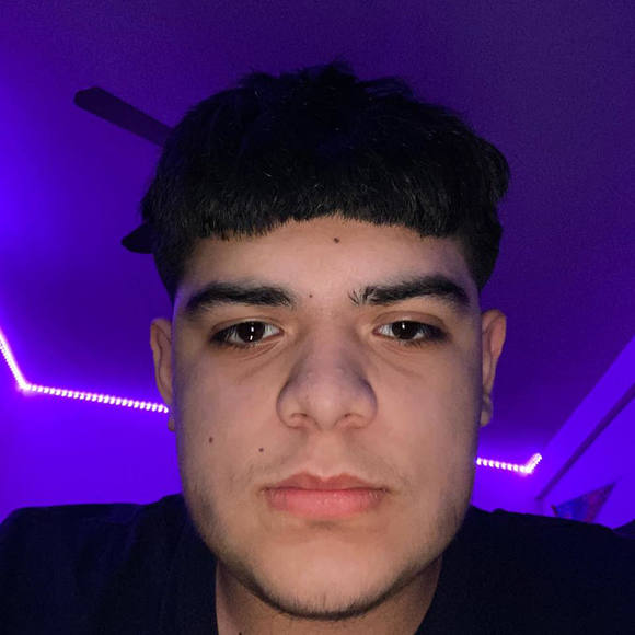 Profile Picture of Jonathan Valdivia (@vjonathan2018) on Poshmark