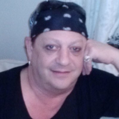 Profile Picture of Richard Lowy (@rheetamaebrown) on Twitter