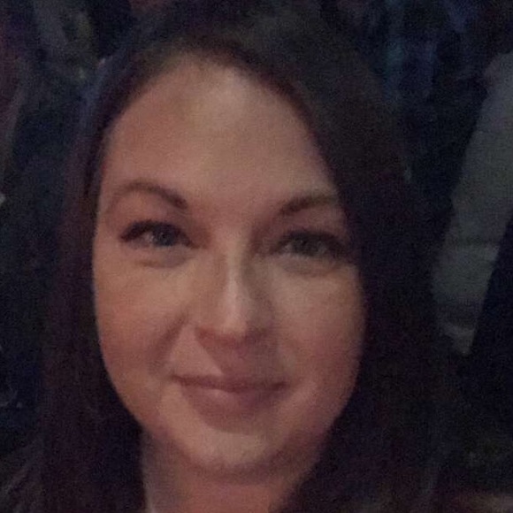 Profile Picture of Jessica Rutledge (@jesslea30) on Poshmark