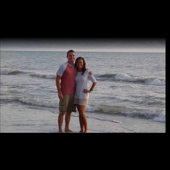 Profile Picture of Mindy Hamaker (@mjhamaker) on Poshmark