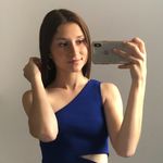 Profile Picture of Loryne (@loryne_tourbier) on Instagram