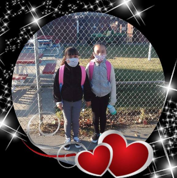 Profile Picture of Silvia Manriquez (@silviamanriquez) on Poshmark