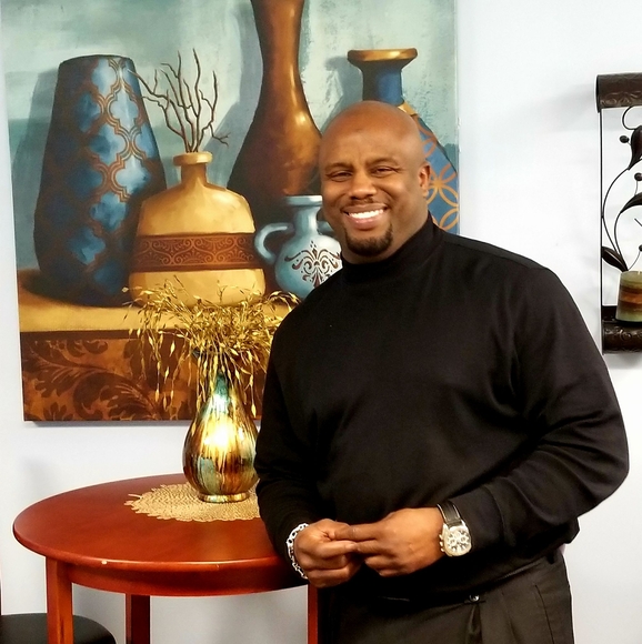 Profile Picture of Everette Knapper jr. (@eknapperjr) on Poshmark