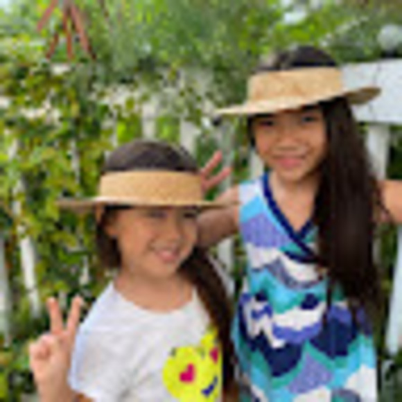 Profile Picture of Joanne Takatsugi (@jtakatsugi) on Poshmark