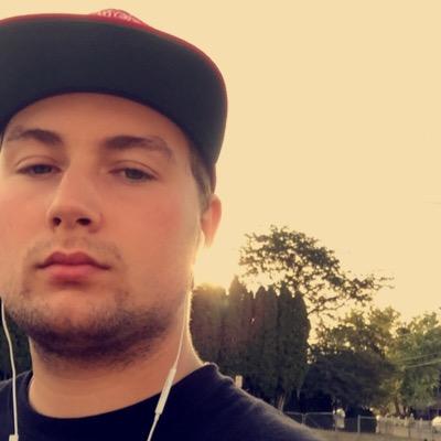 Profile Picture of Jason Rutledge (@JasonRutledge14) on Twitter
