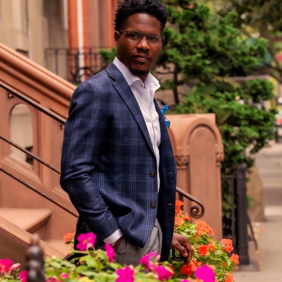 Profile Picture of Aubin Stewart (@management25) on Poshmark