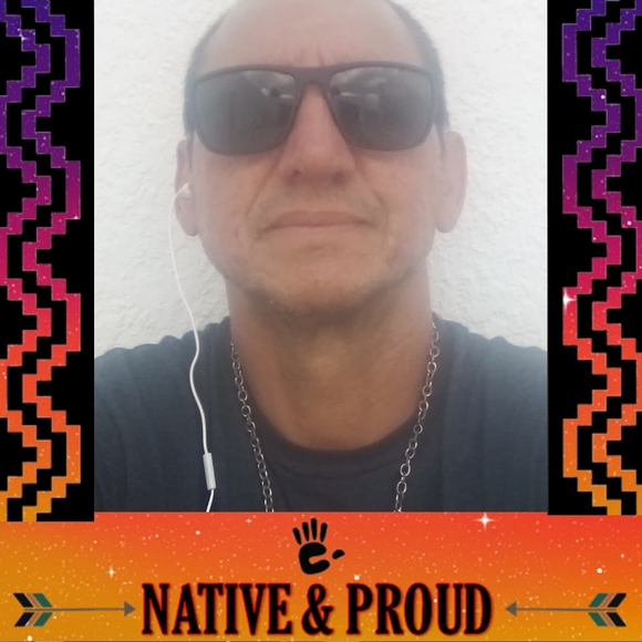 Profile Picture of Mike Barry (@mikebarry448) on Poshmark