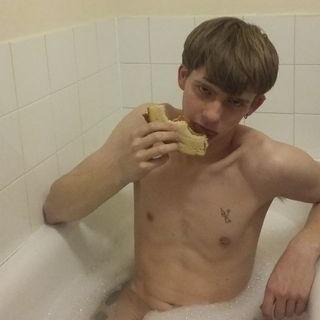 Profile Picture of Nick Granata (@sad_granata) on Twitter