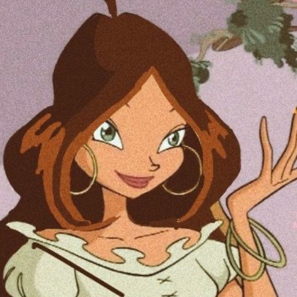 Profile Picture of Julia Cameron (@cameron255) on Poshmark